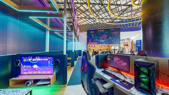 The Game Space at Dubai International Airport features gaming stations with high-performance PCs and consoles for travelers.