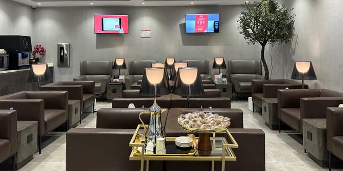 The Hayyak Lounge at Qaisumah–Hafar Al-Batin International Airport features comfortable seating, a coffee station, and snacks for travelers.